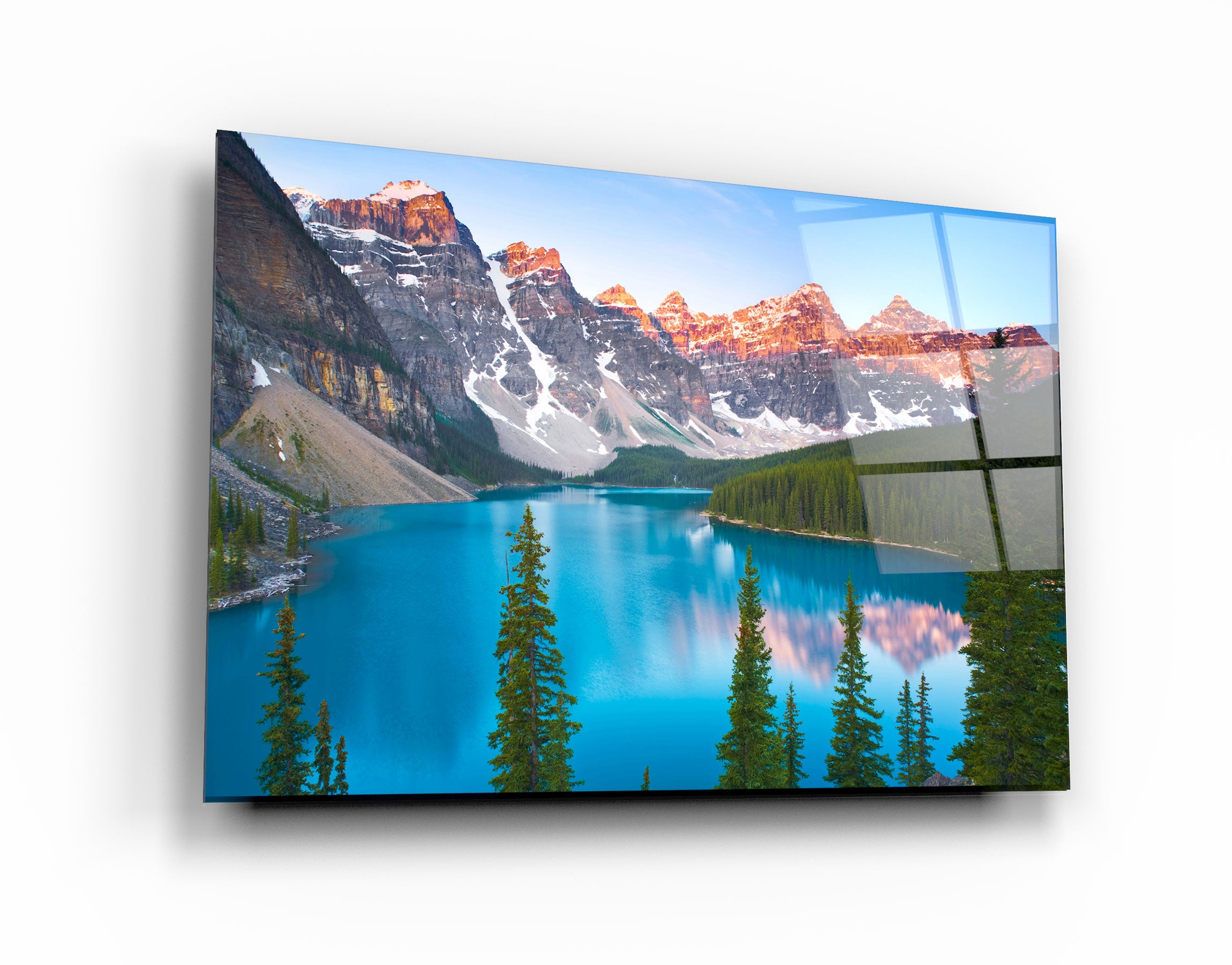 ・"Dawn over Moraine Lake in Canada's Banff National Park"・Glass Wall Art