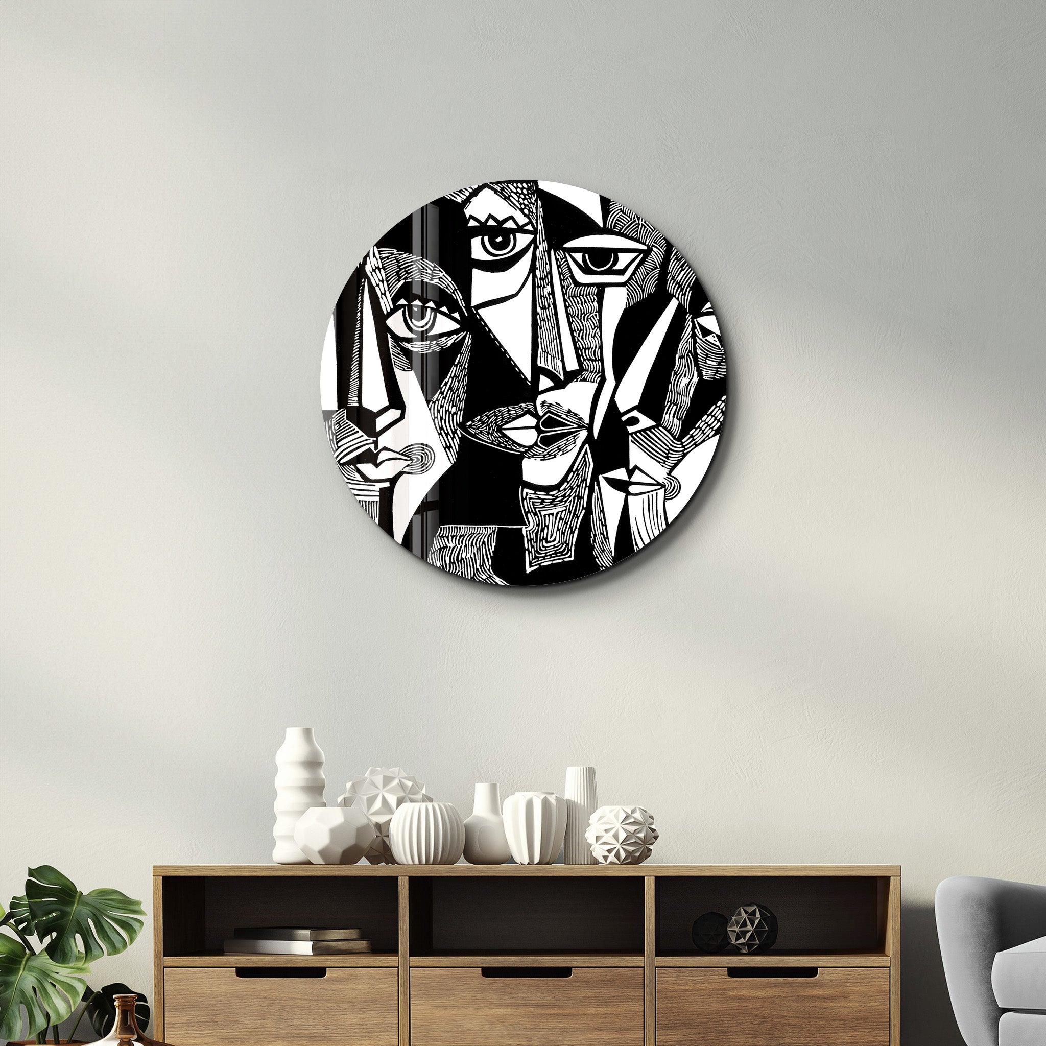 ・"African Faces Black and White"・Rounded Glass Wall Art