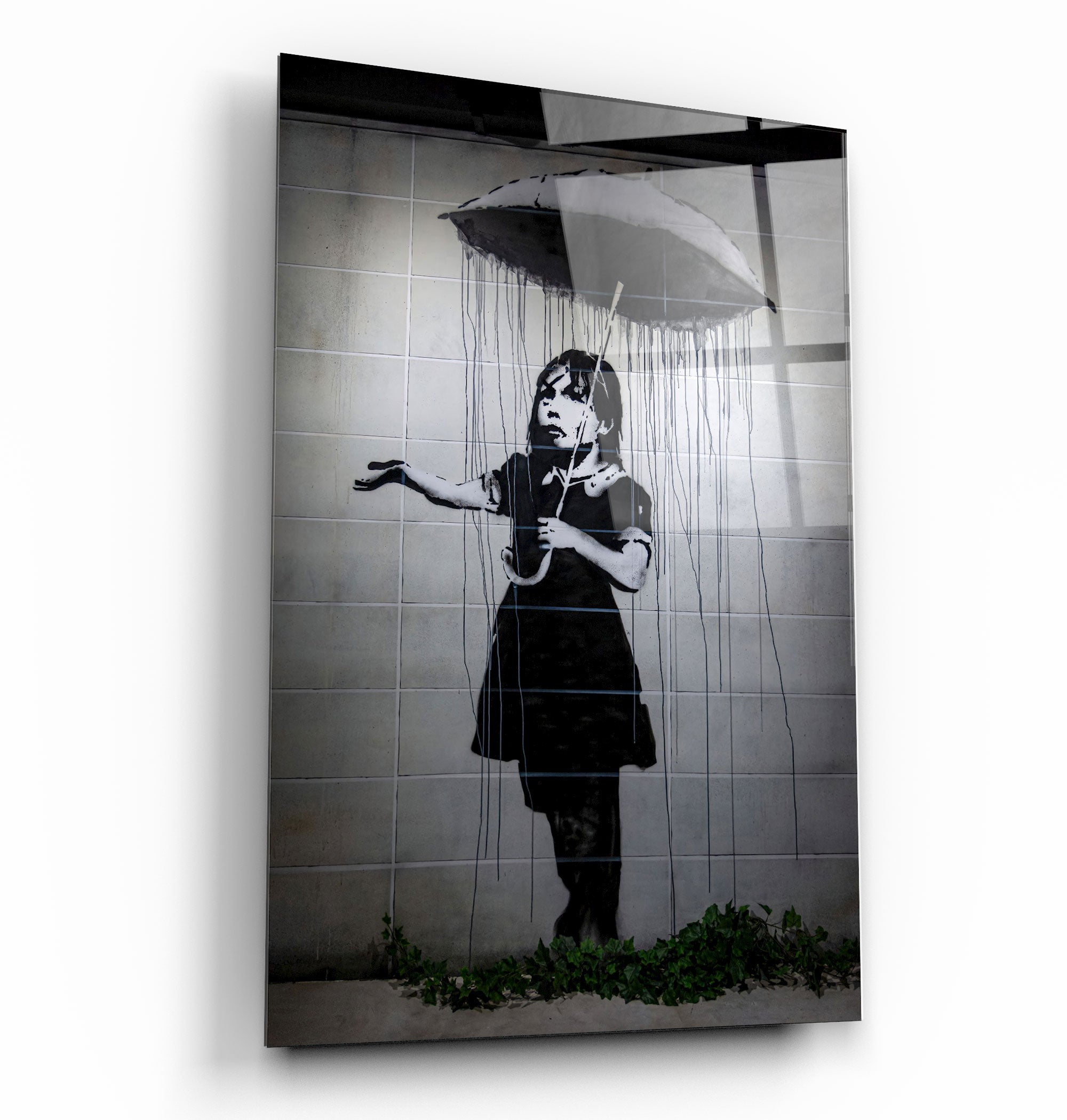 ・"Banksy - Girl with an umbrella"・Glass Wall Art
