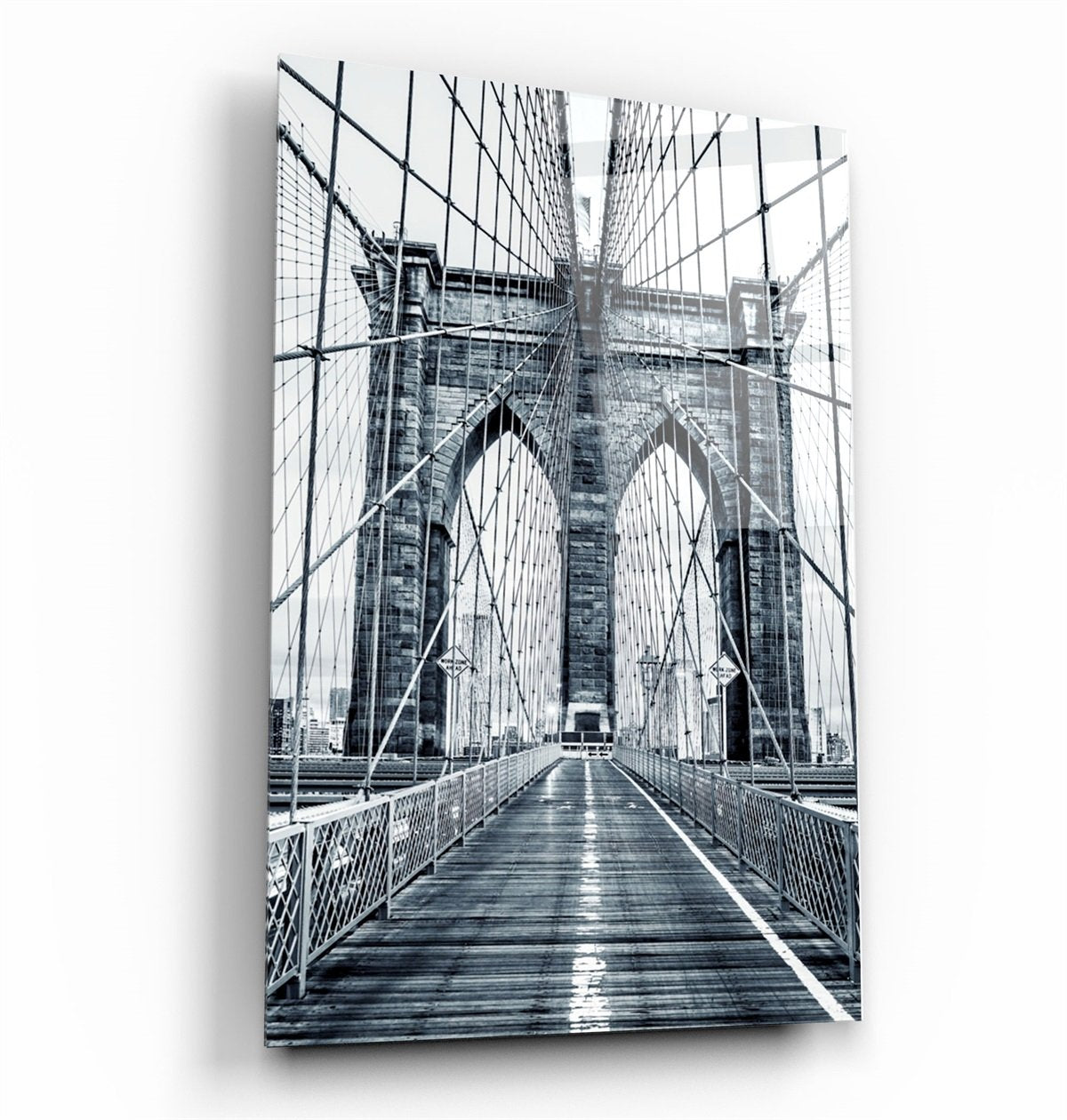 ・"Brooklyn Bridge Retro Gray 2"・Glass Wall Art