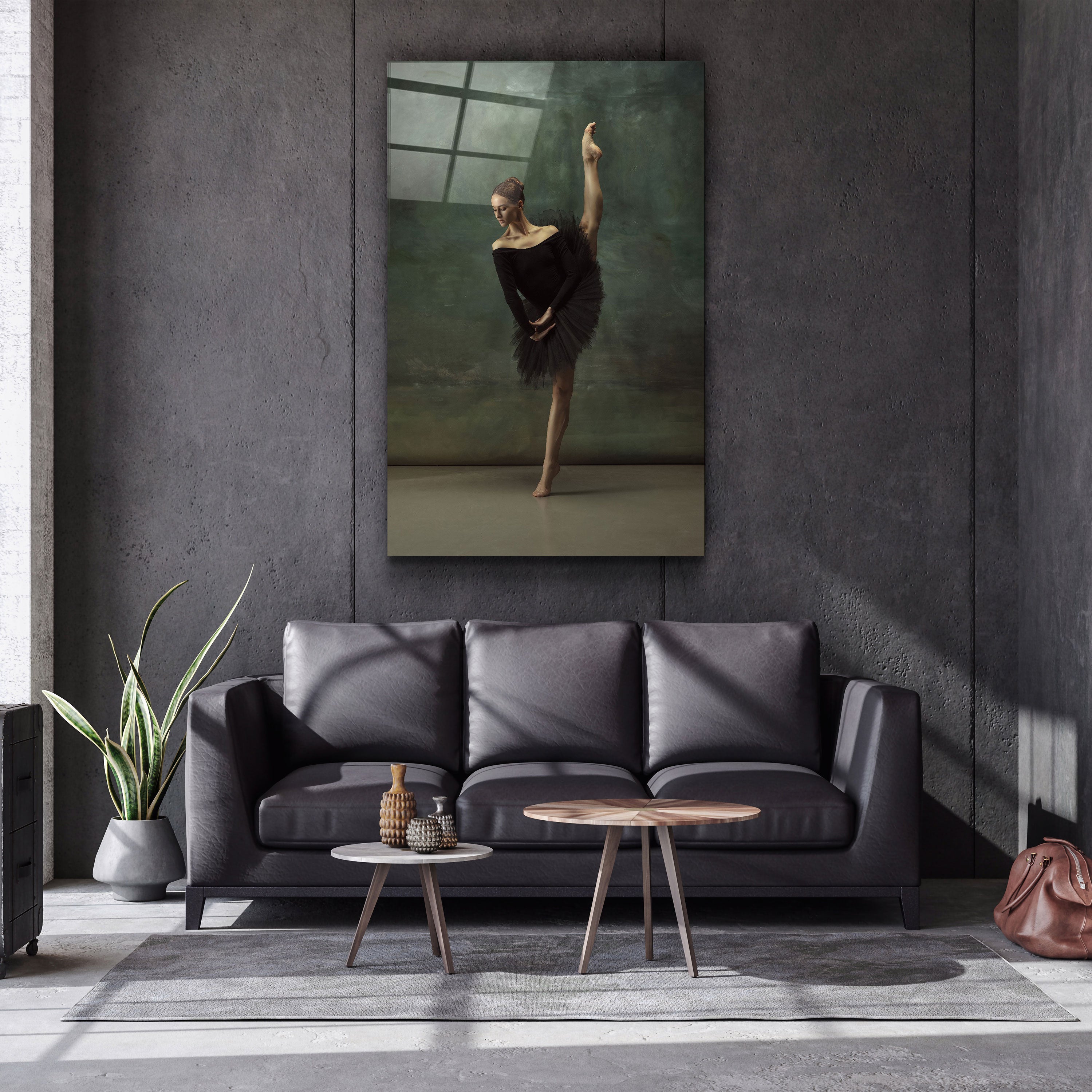 ・"Ballerina V1"・Glass Wall Art