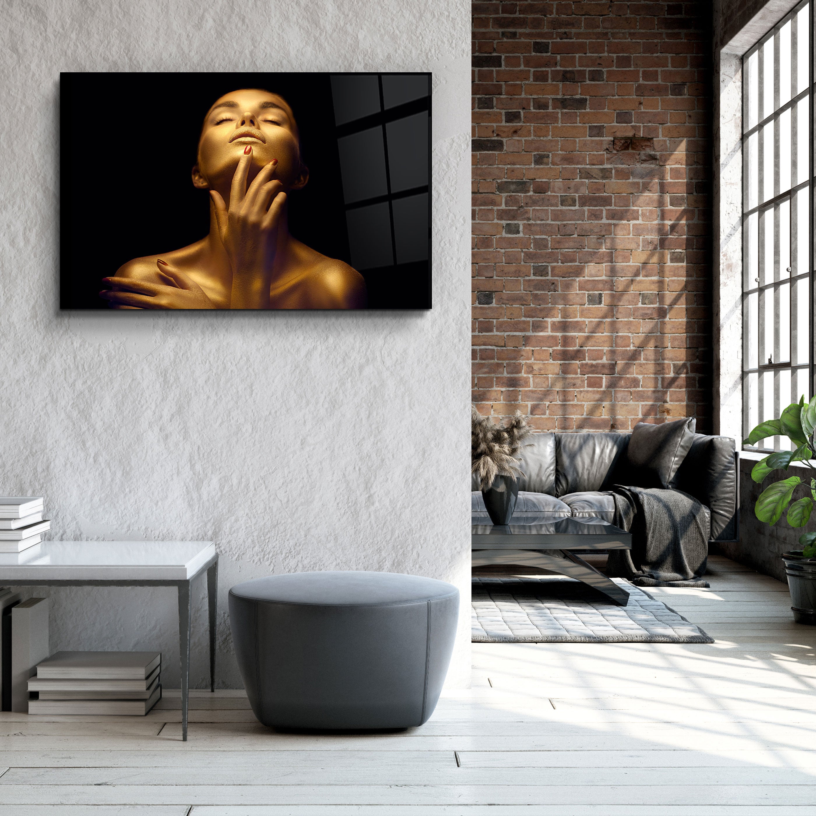 ・"Beauty Woman With Golden Skin"・Glass Wall Art