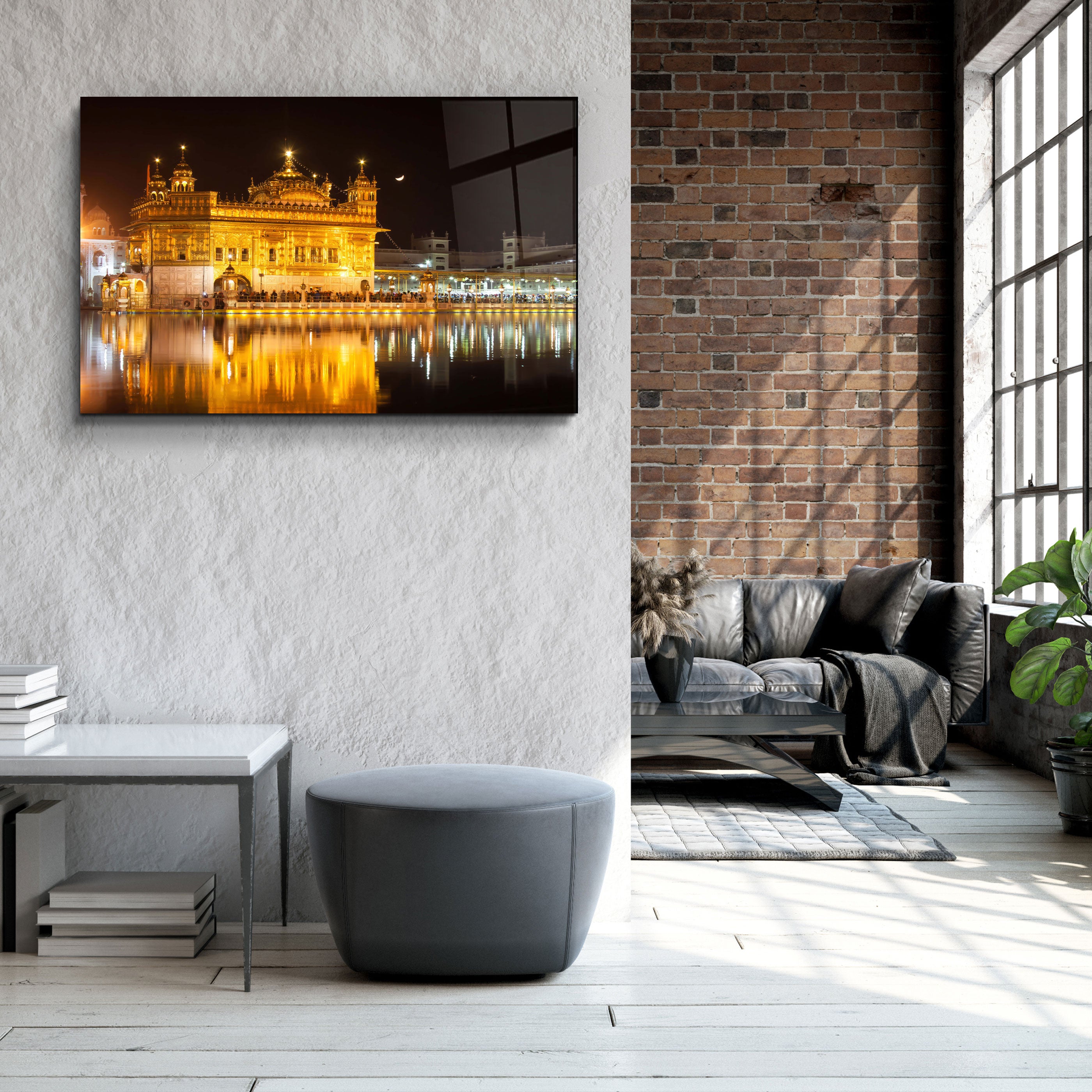 ・"The stunning Sikh Golden Temple in Amritsar, Punjab region in India"・Glass Wall Art