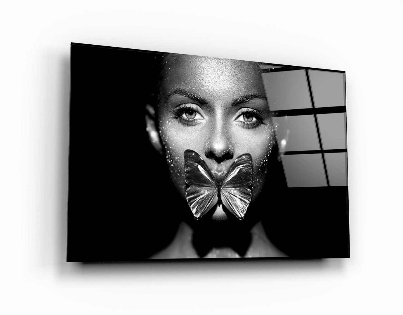 ・"Papillon et visage brillants"・Art mural en verre