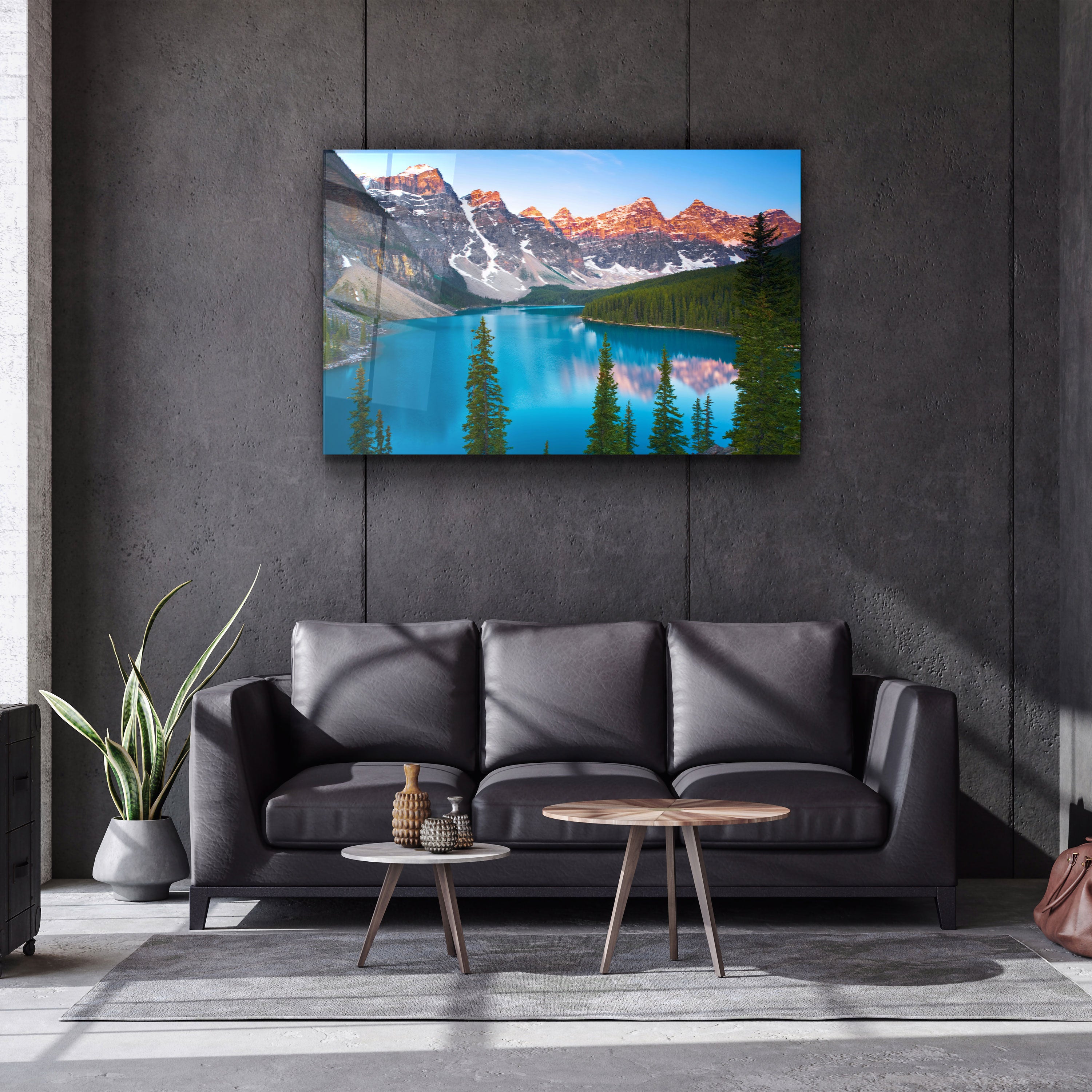 ・"Dawn over Moraine Lake in Canada's Banff National Park"・Glass Wall Art
