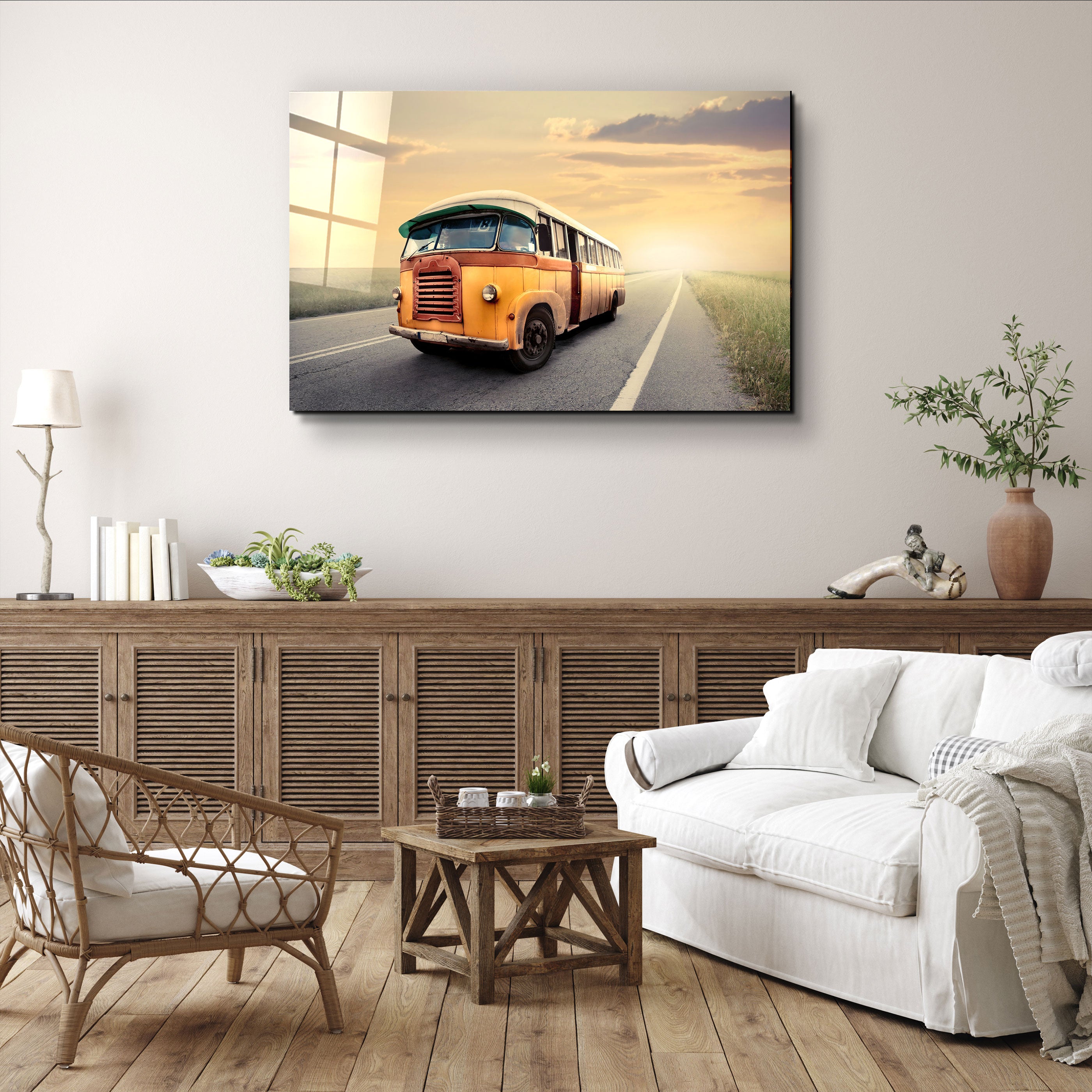 ・"The Vintage Bus With Sunset"・Glass Wall Art