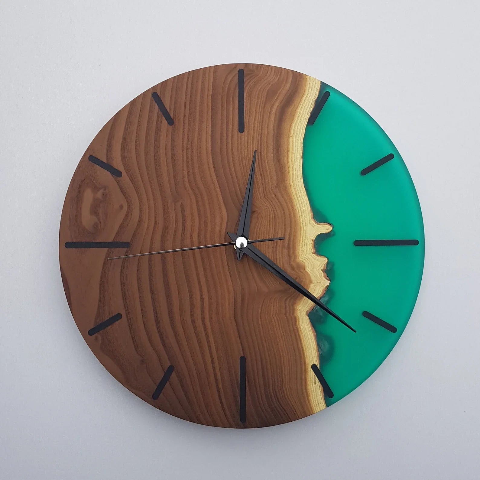 Enchanted SilverBerry Tree & Resin Timepiece | Premium Handmade Wall Clocks